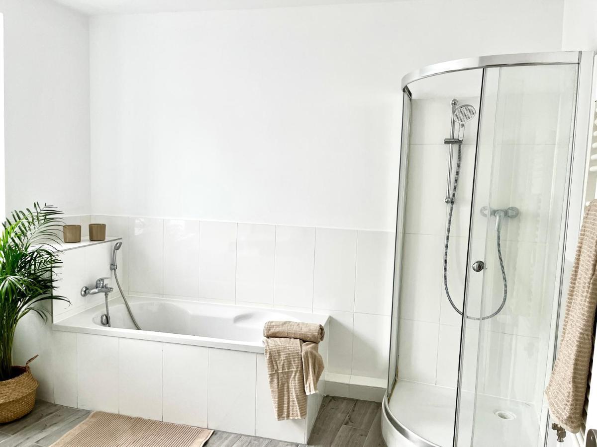 Design - Parking - Kingsize-bett - 2x Bad - Zentrum * Hannover