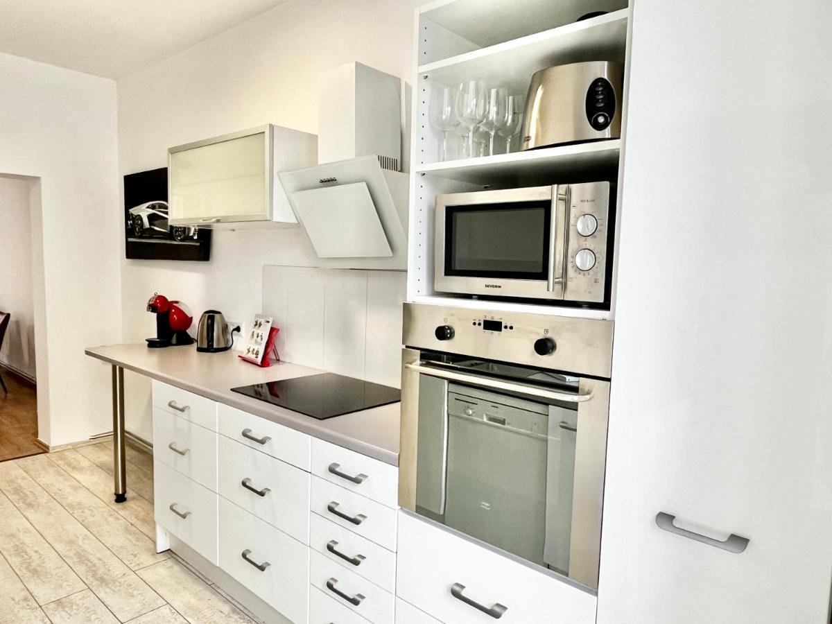 Apartment Design - Parking - Kingsize-bett - 2x Bad - Zentrum *