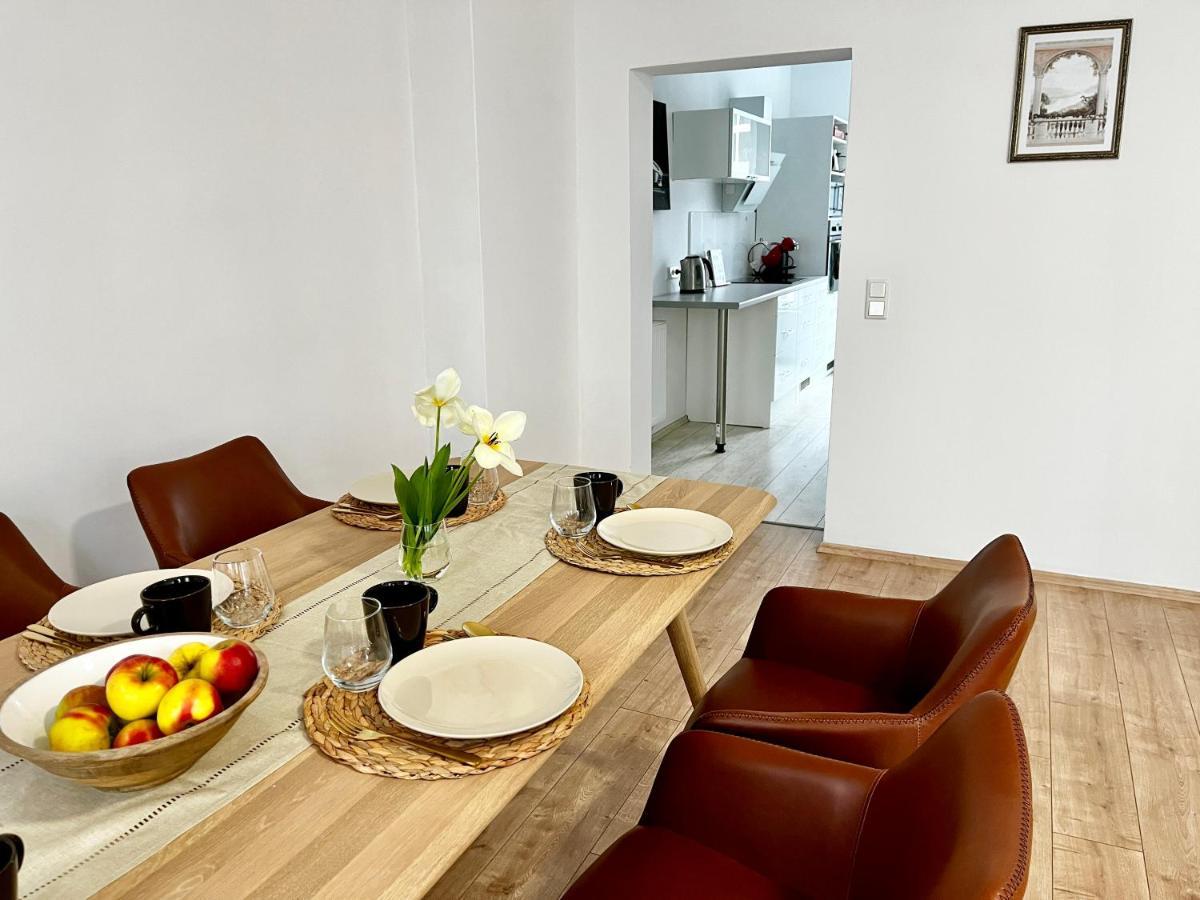 Design - Parking - Kingsize-bett - 2x Bad - Zentrum Hannover