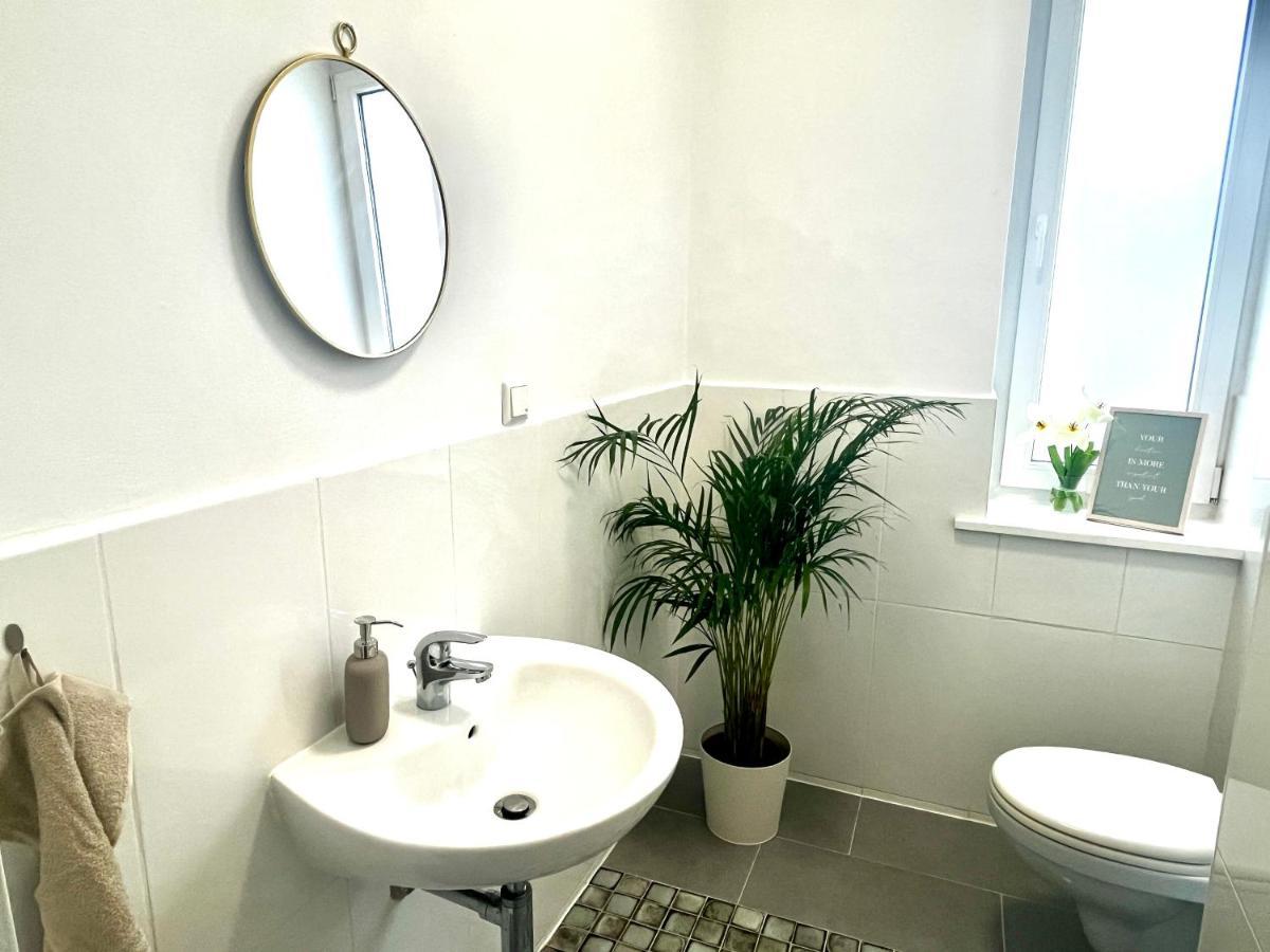Design - Parking - Kingsize-bett - 2x Bad - Zentrum Apartment *